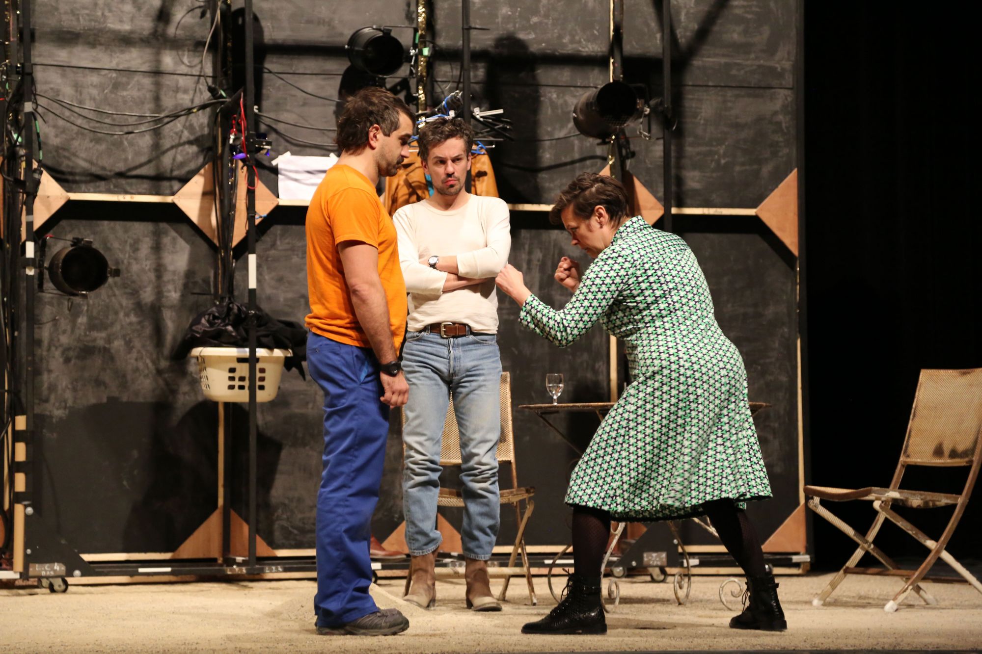 ainsi passe la gloire du monde