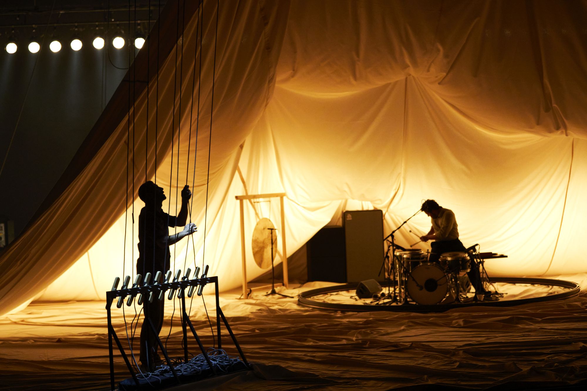 DANS LA MESURE DE L’IMPOSSIBLE