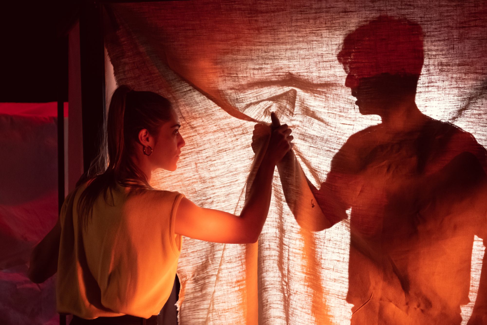 TOUTES LEURS ROBES NOIRES